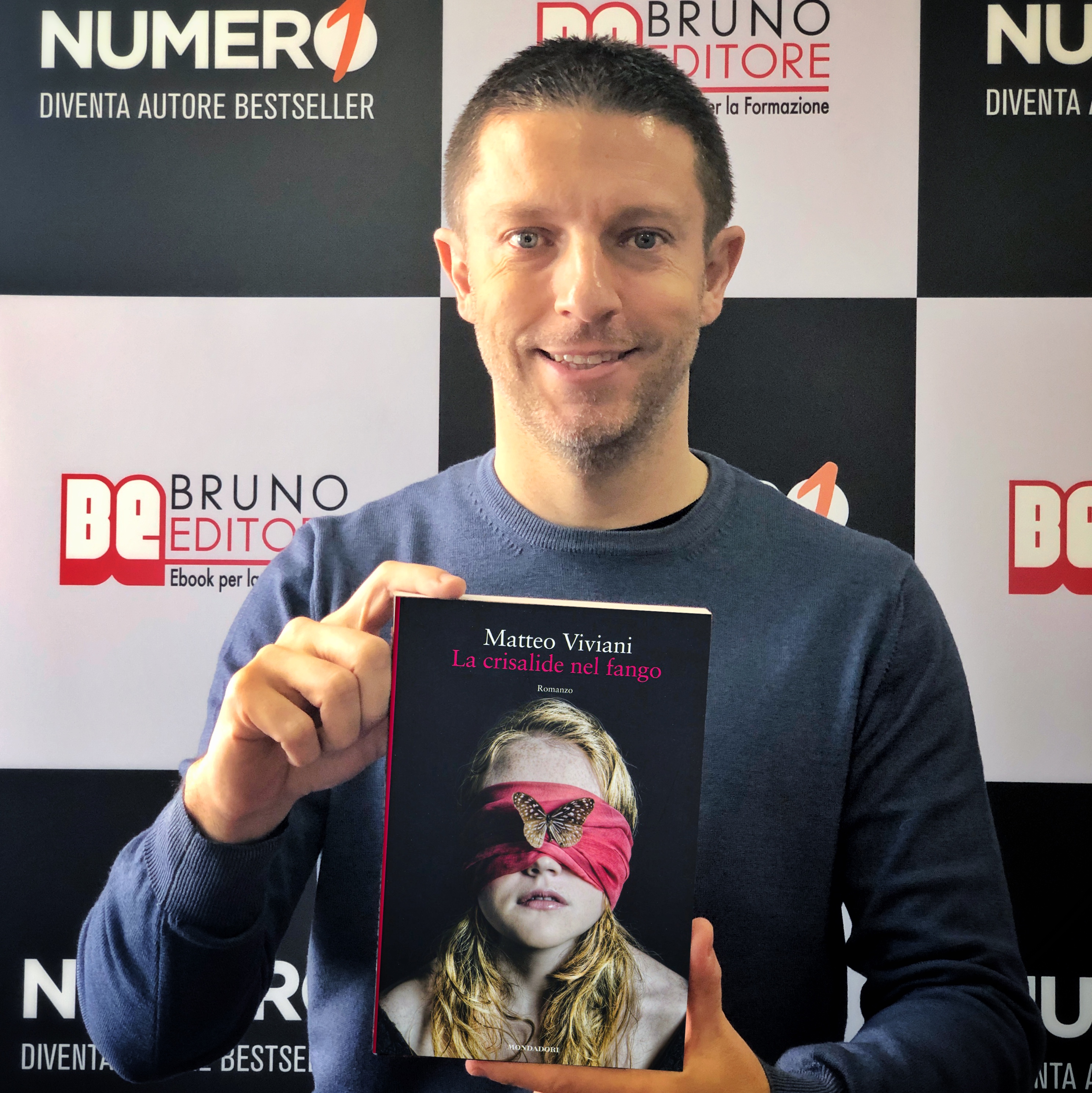 Matteo Viviani: La Crisalide nel Fango nella Top 10 dei libri più venduti 
