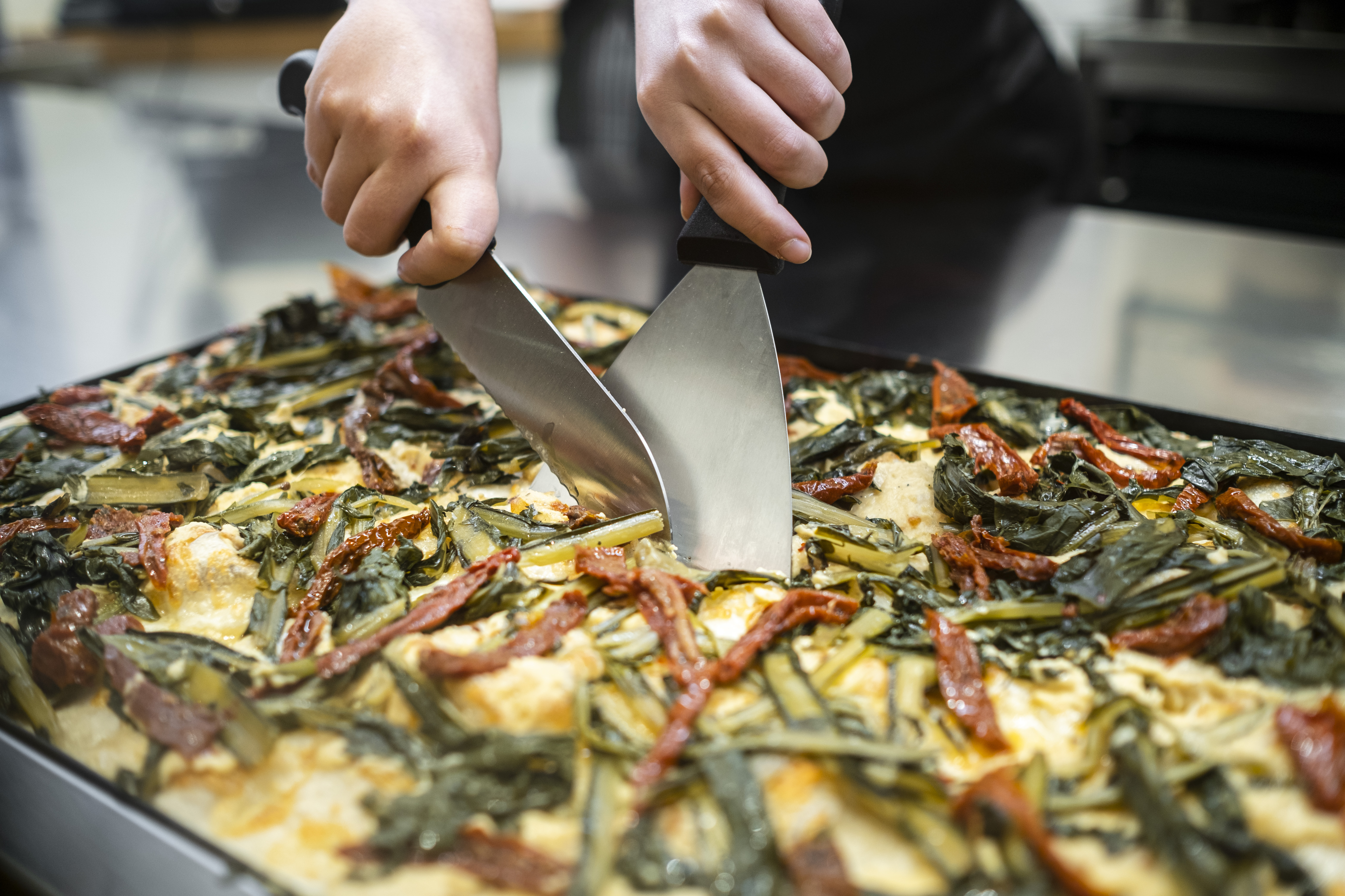 Rom'antica arriva a Torino: la pizza romana sbarca al centro commerciale Lingotto