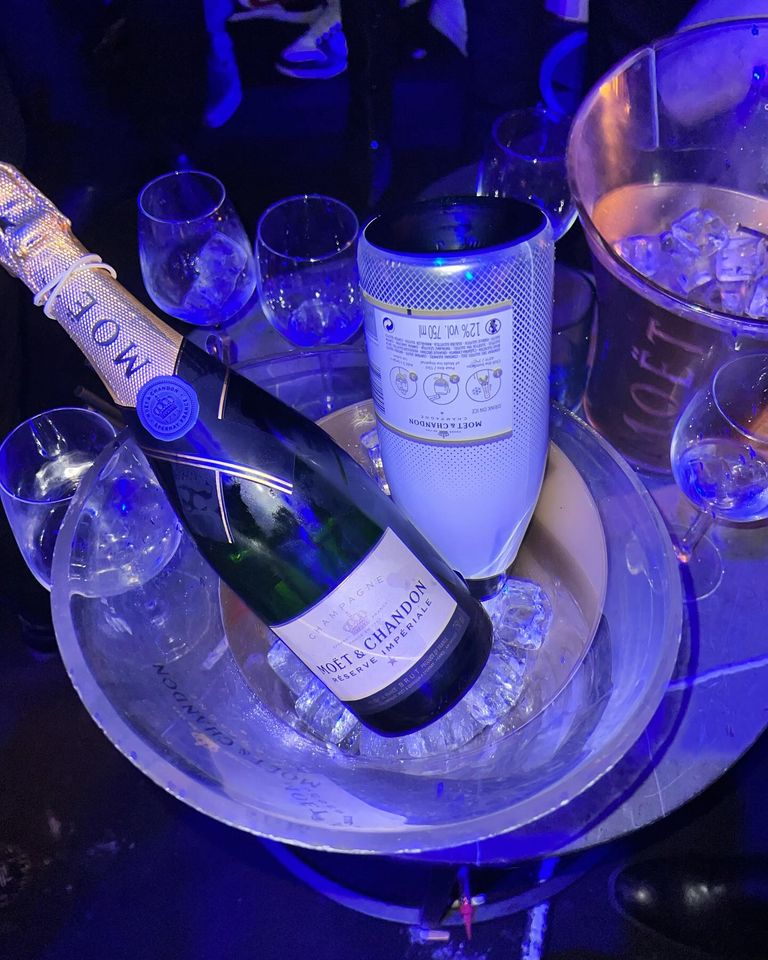 International Blog PR: cena esclusiva e tavolo disco imperdibile