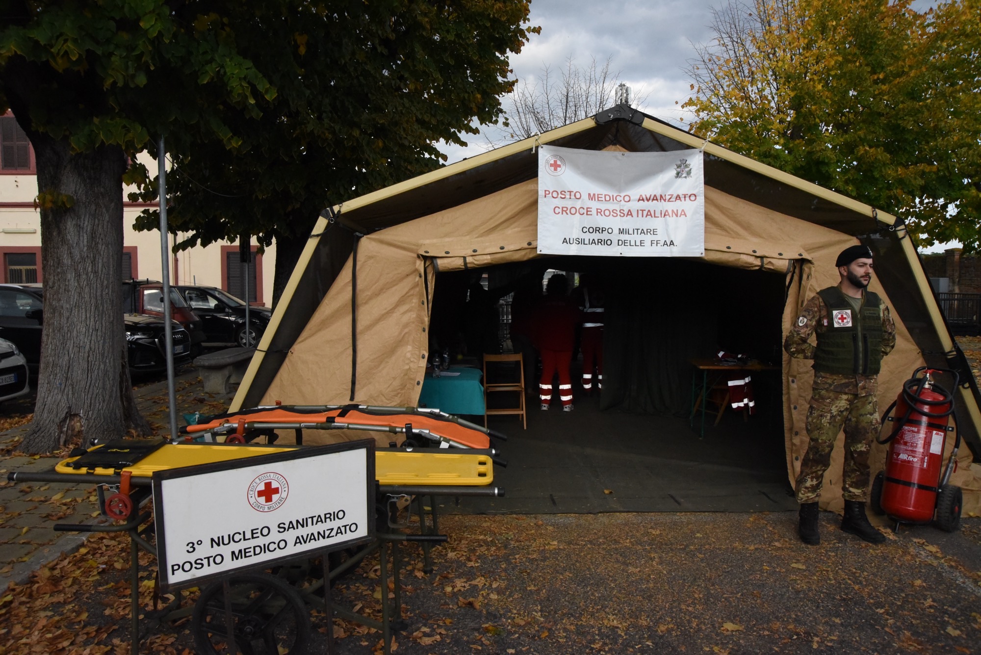Maxi giornata di prevenzione gratuita alla CRI di Albiano Magra in Lunigiana con diciotto specialisti.Installato un PMA del Corpo Militare della Croce Rossa