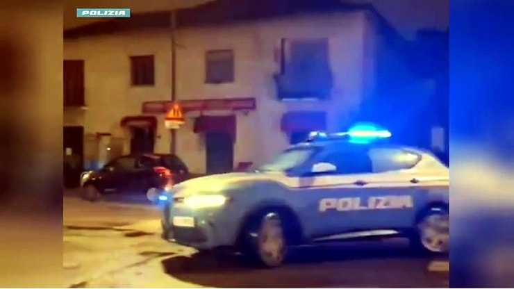 Nel dark web i legami con l'Isis: la Polizia di Stato arresta una 17enne - VIDEO - La Nuova Sardegna
