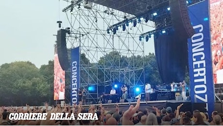Concertozzo a Biella, 11mila persone per Elio e le Storie Tese tra musica e inclusione
