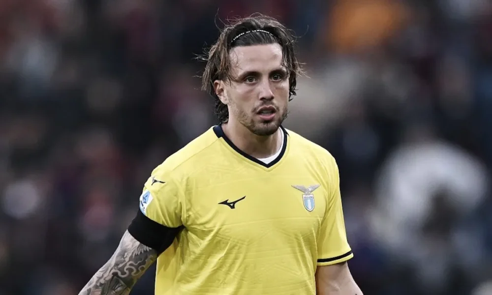 Mercato Lazio, Pellegrini verso l’addio! C’è tanta concorrenza per il terzino: i dettagli
