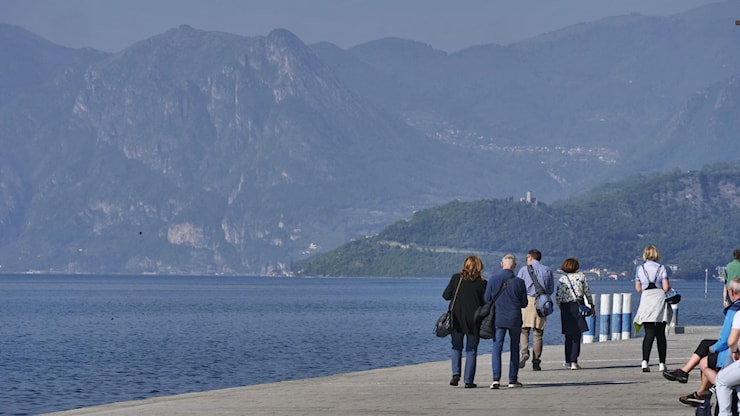 Pisogne, si tuffa nel lago d’Iseo e non riemerge: morto ragazzo di 19 anni - la Repubblica