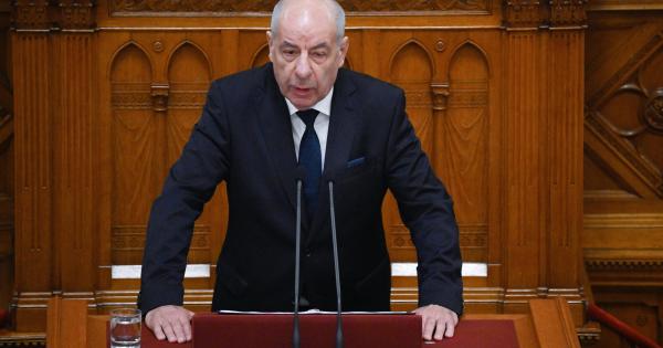Ungheria approva emendamento costituzionale che sancisce fine incarico Sulyok