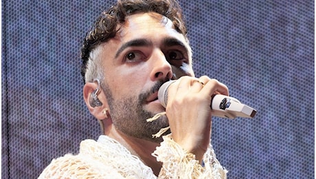 Marco Mengoni, il dolore per la madre nel singolo Giornate perse