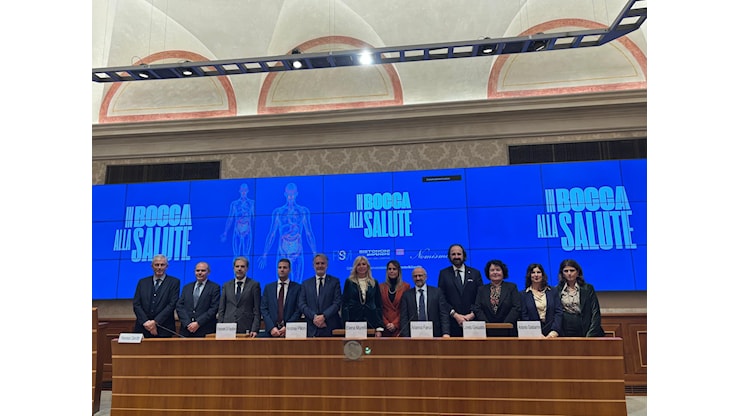 L’85% degli italiani ha problemi gengivali o dentali - Agenzia Dire