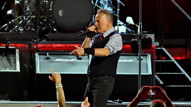 Tom Morello annuncia “Power to the People” con Foo Fighters, Springsteen & Co. - la Repubblica