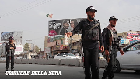 Guerra Usa-Iran, le notizie in diretta | Usa: avviati nuovi attacchi a Hormuz. Esplosioni in diverse città nel sud dell'Iran