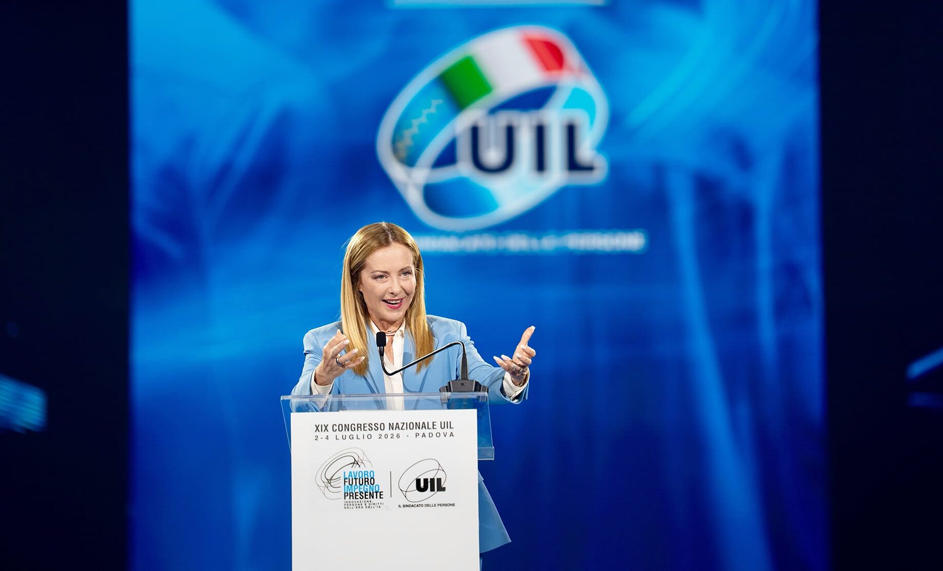 Busta paga, Meloni conferma gli aumenti: come cambieranno gli stipendi nel 2027 e per chi