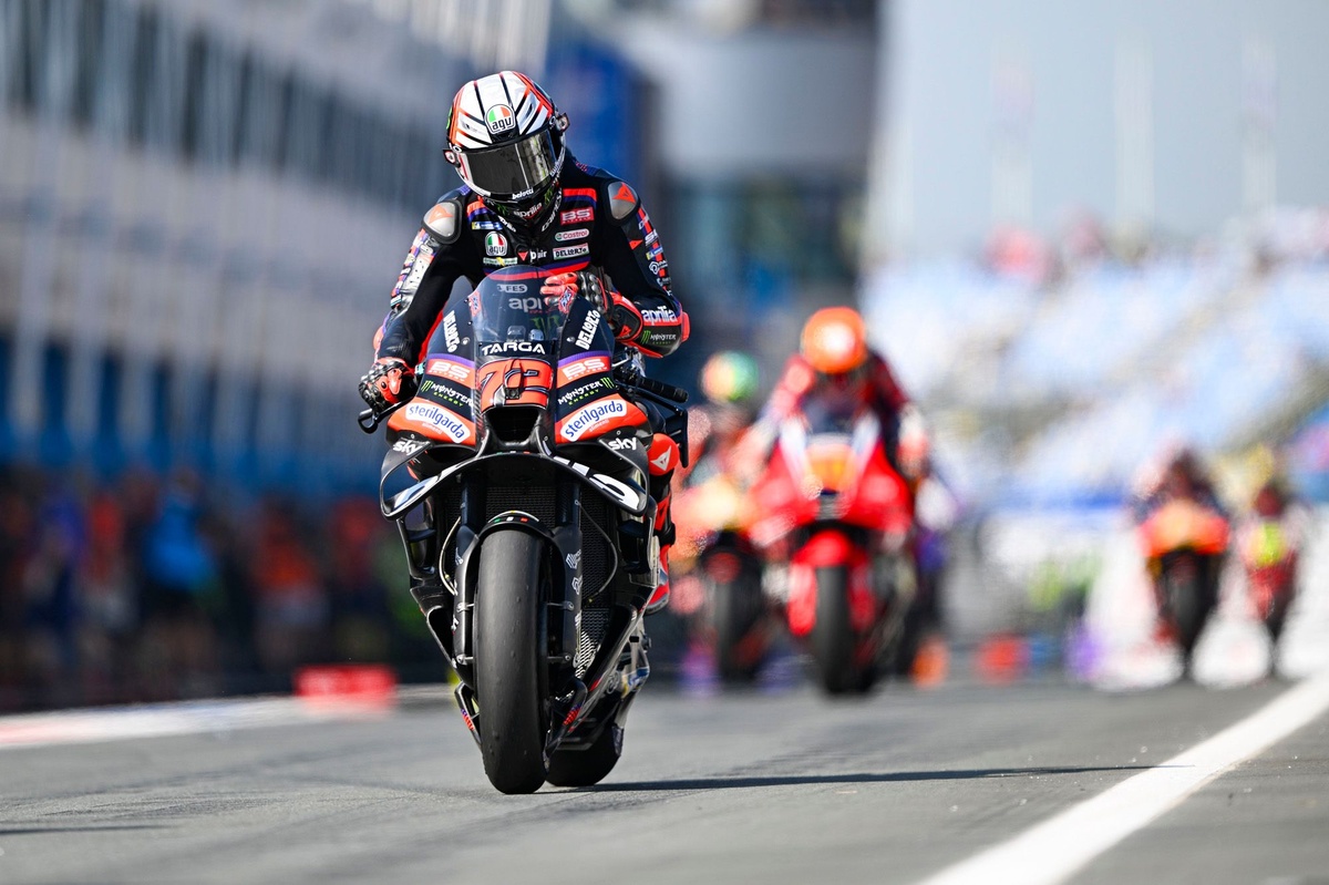 MotoGP | Assen, Warm-Up: Bezzecchi e Ogura confermano le Aprilia ancora al top