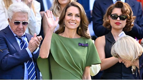 Kate Middleton e il verde salvia a Wimbledon: l’abito firmato Emilia Wickstead che conquista il Royal Box
