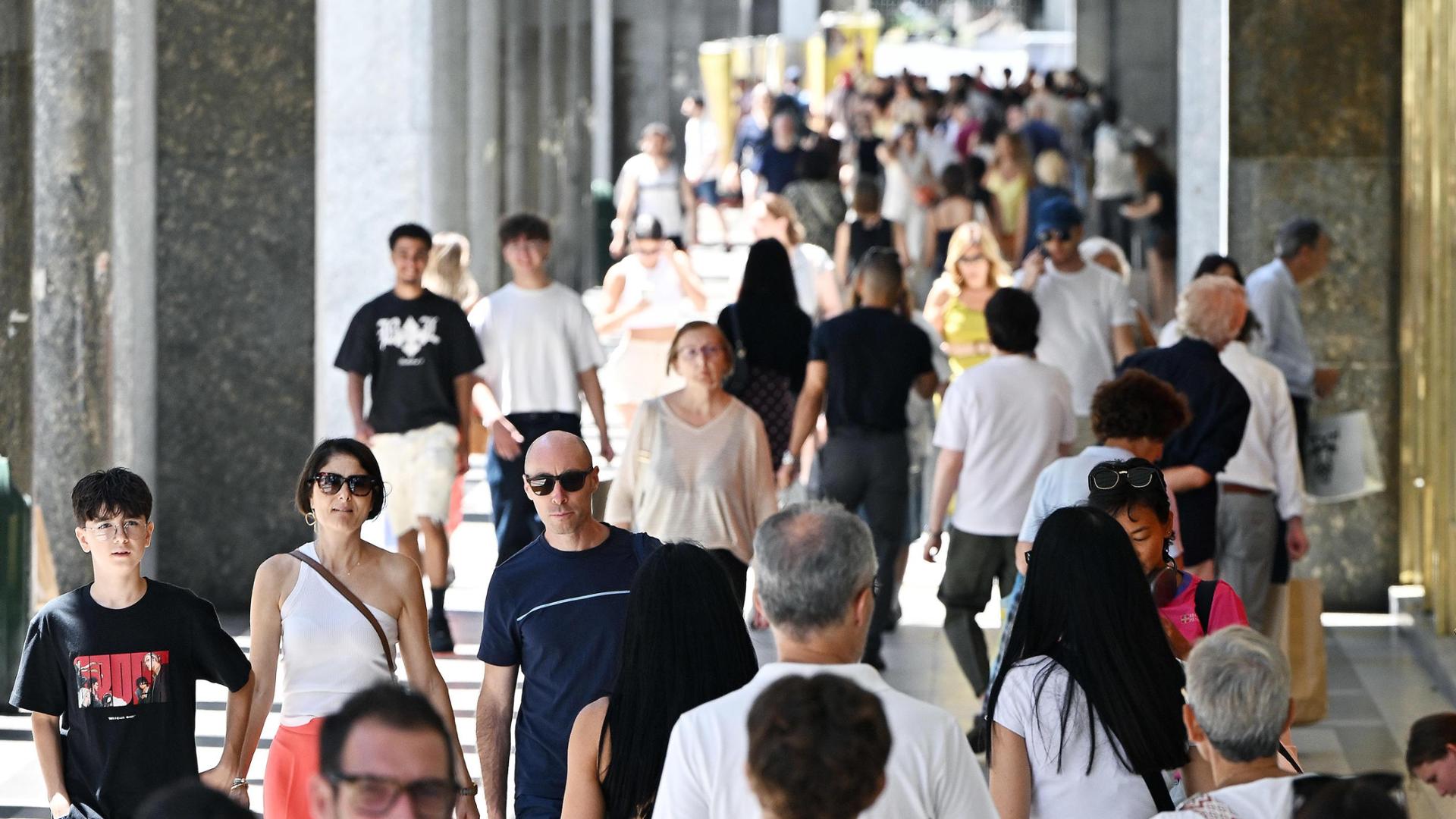 Saldi al via in Piemonte, spese per 290 mln