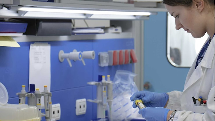 Farmaci, terapie, ricerche: l’Intelligenza artificiale fermerà il “mercato della salute”. Oppure no? - Avvenire