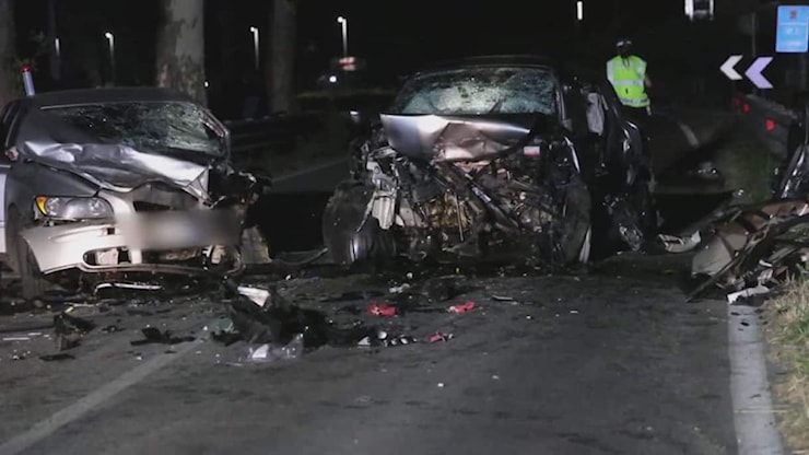 Ferrara, frontale tra due auto a Pontegradella: un morto - Sky TG24