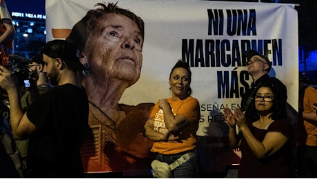 Madrid, quarto giorno di acampada a Puerta del Sol: il Governo non sgombera, Ayuso e Almeida attaccano