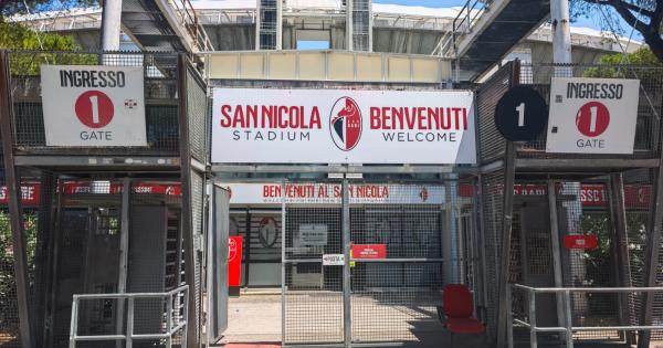 Non c'è pace per il Bari: l'ombra del terzo crack in dodici anni
