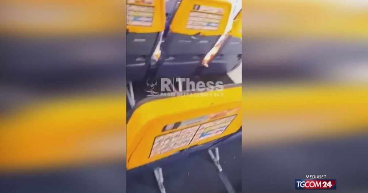 Tgcom24: Grecia, gli attimi di paura sul volo Salonicco-Monaco Video