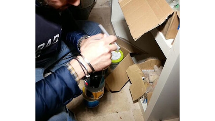 Scavi clandestini e traffico di reperti archeologici, maxi operazione dei Carabinieri anche in Calabria: 56 misure cautelari - Virgilio