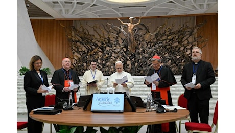 Amoris laetitia, il decennale e l’omelia letta da Tagle: «Anche una famiglia ferita può crescere a partire dall’amore»