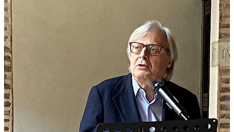 Vittorio Sgarbi in terapia intensiva: condizionicritiche ma stabili", la figlia Evelina accusa la famiglia