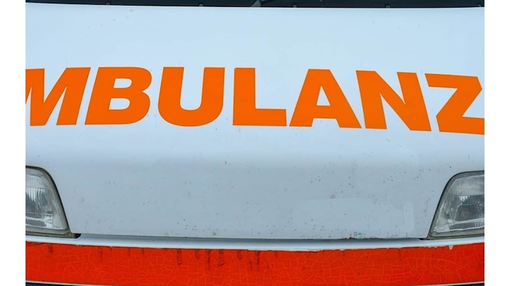 Finale Ligure, 15enne muore dopo un malore nella piscina di un campeggio - Sky TG24