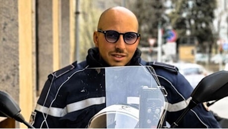 L’ultimo saluto a Francesco Imprezzabile, l’agente morto a Milano dopo l’inseguimento