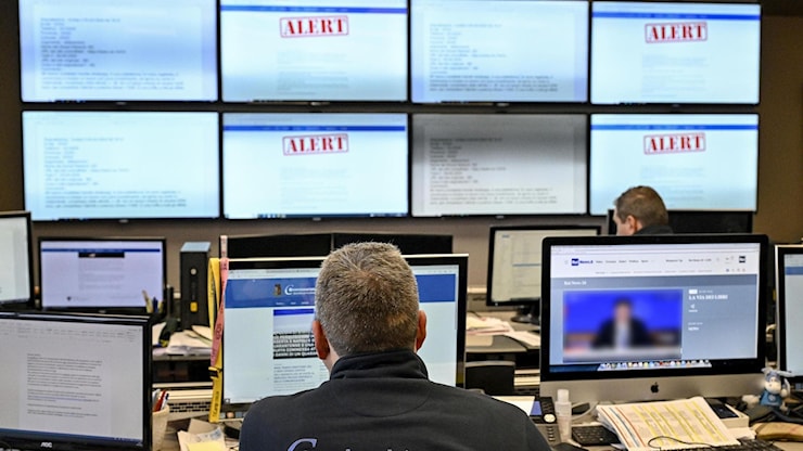 Decreto sull’Intelligenza artificiale: “C’è un problema di privacy,servono regole sui controlli” - la Repubblica