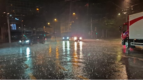 Allerta meteo, forti temporali in 11 regioni: cosa succede