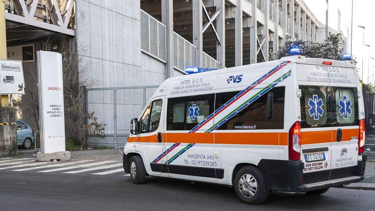 Mantova, donna muore sola in casa con una bimba di sette mesi: la piccola salvata dopo ore