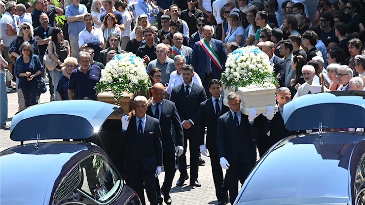 Pegli saluta Monica e Giorgia: «La morte non ha l'ultima parola» - Avvenire