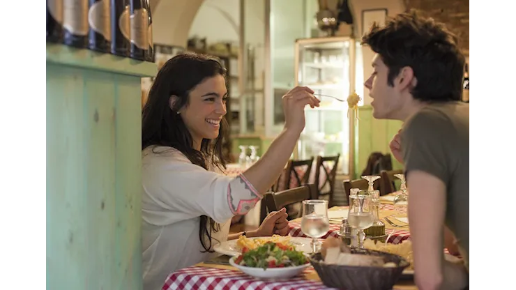 Cosa non fare quando si mangia in Italia? La BBC ha fatto una bella lista - iO Donna