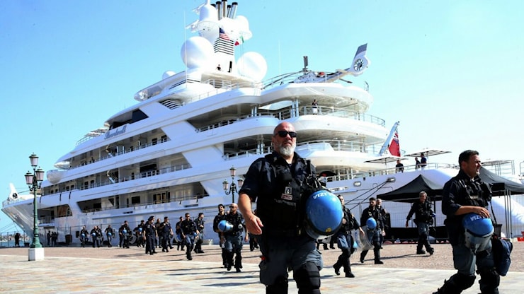 Droni, motovedette e manganelli: c’è l’ambasciatore Usa a Venezia - Il Fatto Quotidiano
