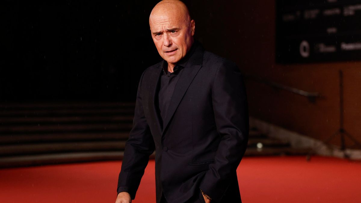 Ecco perché ho smesso con Montalbano: Luca Zingaretti racconta i suoi progetti futuri, tra serie TV e nuovi film
