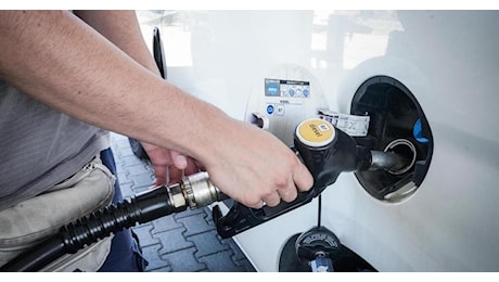 Diesel dagli Usa, Trump valuta lo stop: l’Europa teme la crisi