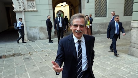 Mps, Lovaglio apre a Unicredit dopo l'assemblea: «È un'opzione». E la relazione del cda rassicura i soci