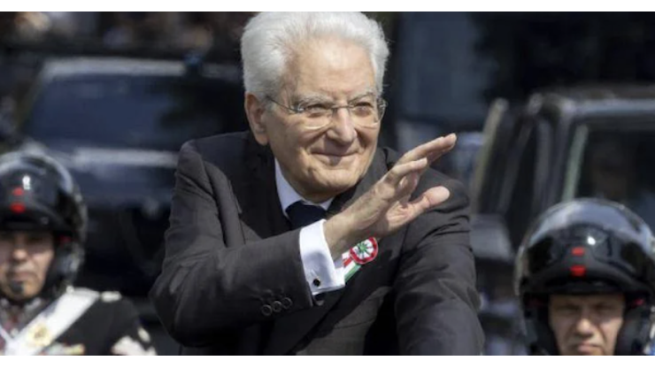 Mattarella: «Da Presidente vedo nel Paese applicati principi della Repubblica. Italia avrà giovamento dal coraggio dei giovani» - Il Roma