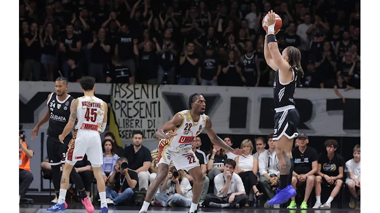 Virtus Bologna-Venezia ai Playoff di Serie A basket: il risultato in diretta live - Sky Sport