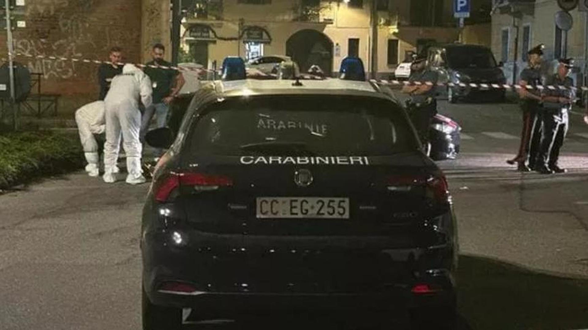 Accoltellato in strada dopo una lite con un automobilista: ucciso ottantenne a Collegno