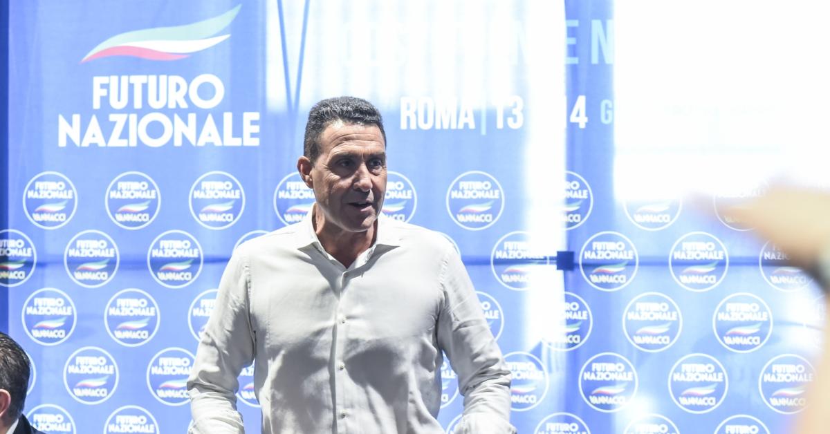 Parlamento Ue, ok a indagine su partito Esn di cui fa parte Vannacci, nel mirino requisiti su registrazione e fondi