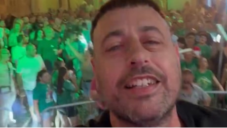Il dj Ryan Spiteri e una donna trovati morti in un'auto a Malta. Nel messaggio pubblicato poche ore prima della tragedia lui scriveva: Se credete di essere alla fine, andate in riva al mare