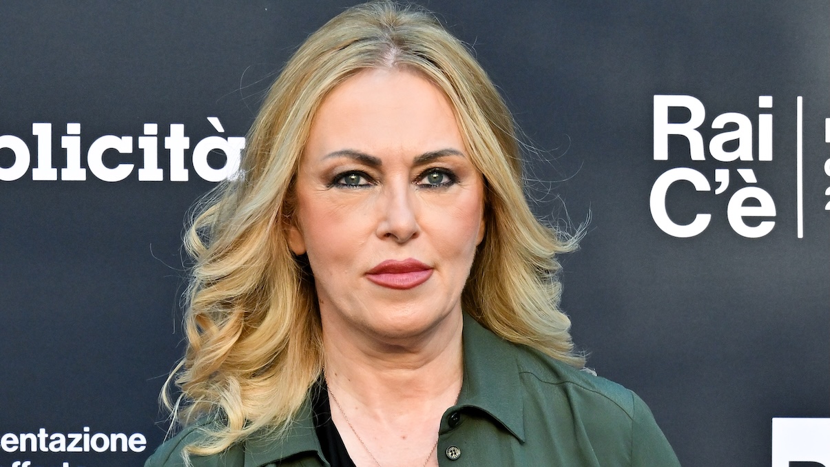 Roberta Bruzzone ufficializza la separazione da Quarto Grado: Una scelta doverosa e non procrastinabile. Il commiato social