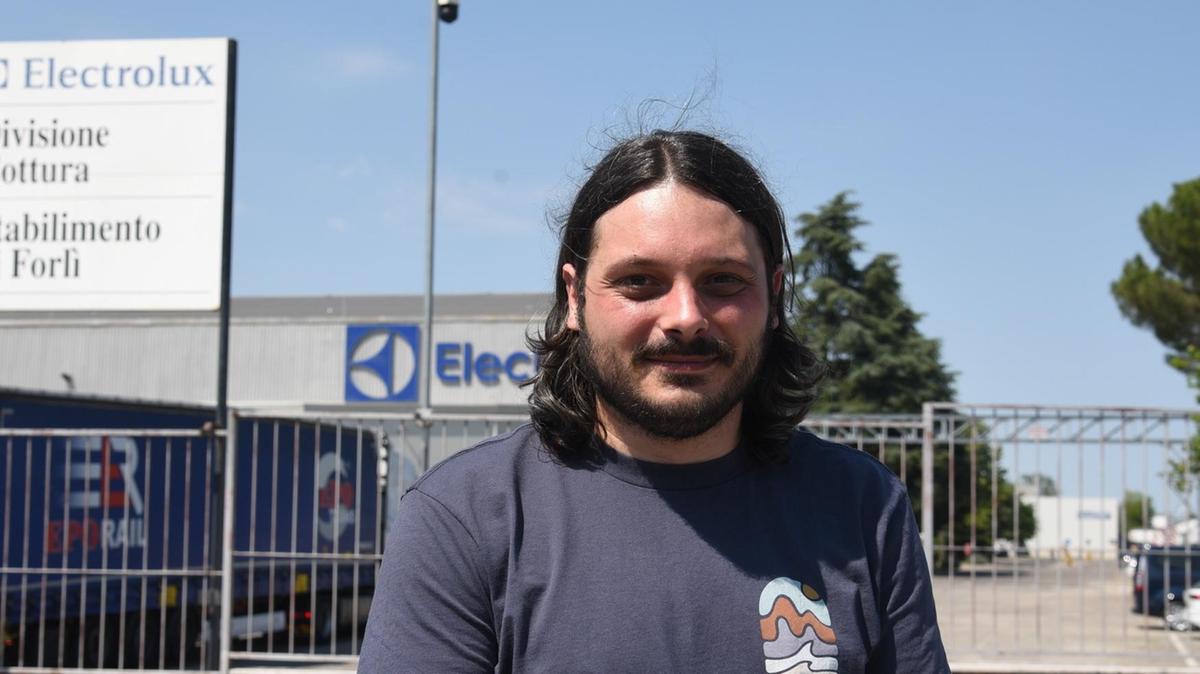 Electrolux, altre tensioni: Diverbio con un responsabile, contratto non rinnovato