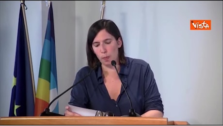Schlein alla Direzione Pd: «Meloni ha fallito, vada a casa. Uno non vale uno»