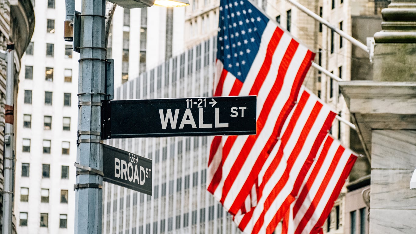 Wall Street apre in rialzo: Nasdaq guadagna lo 0,83%
