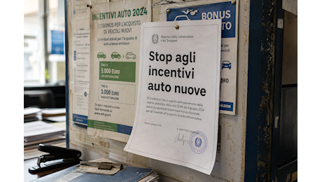 Incentivi auto elettriche 2027-2030: bonus fino a 3 mila euro, ecco come funziona