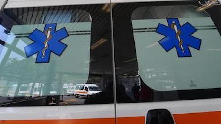 Schianto frontale sulla SS42 a Breno: cinque feriti e strada temporaneamente chiusa - Bresciaoggi