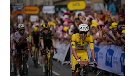 LIVE Tour de France 2026, tappa di oggi in DIRETTA: arrivo in salita durissimo a Plateau de Solaison
