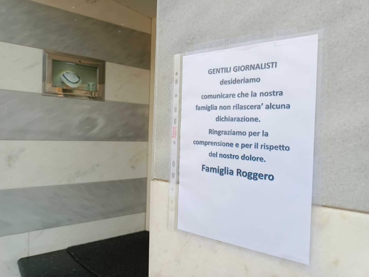 Mario Roggero, gioielleria riaperta a Grinzane Cavour da moglie e una figlia