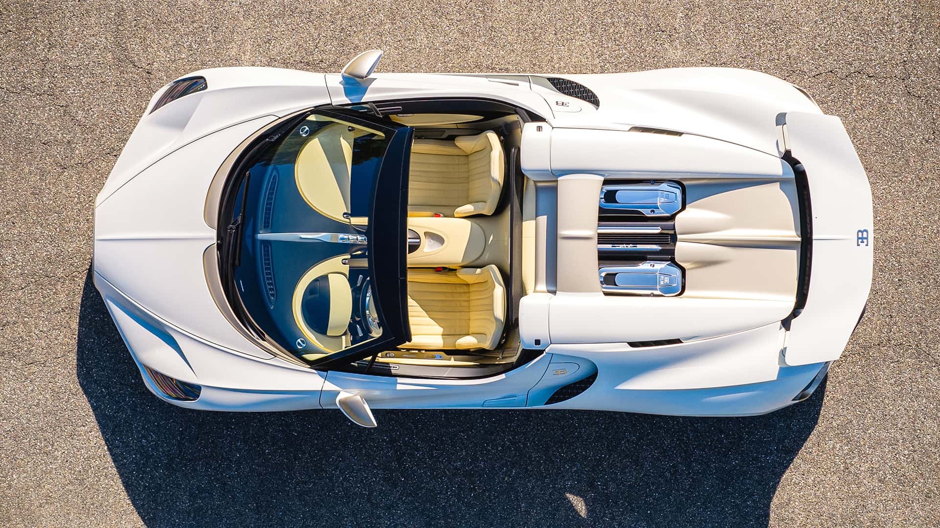 Bugatti svela la sua ultima hypercar W16 prima dell'inizio dell'era V16